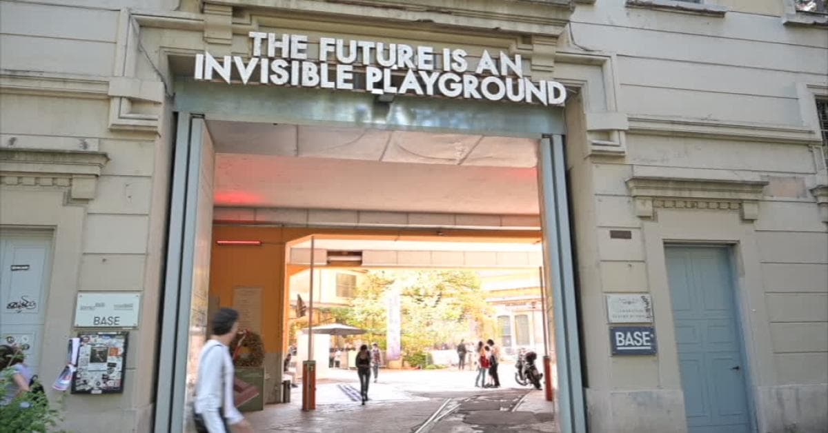 THE SOUND OF PREMIUM: l'installazione sonora di Continental a BASE